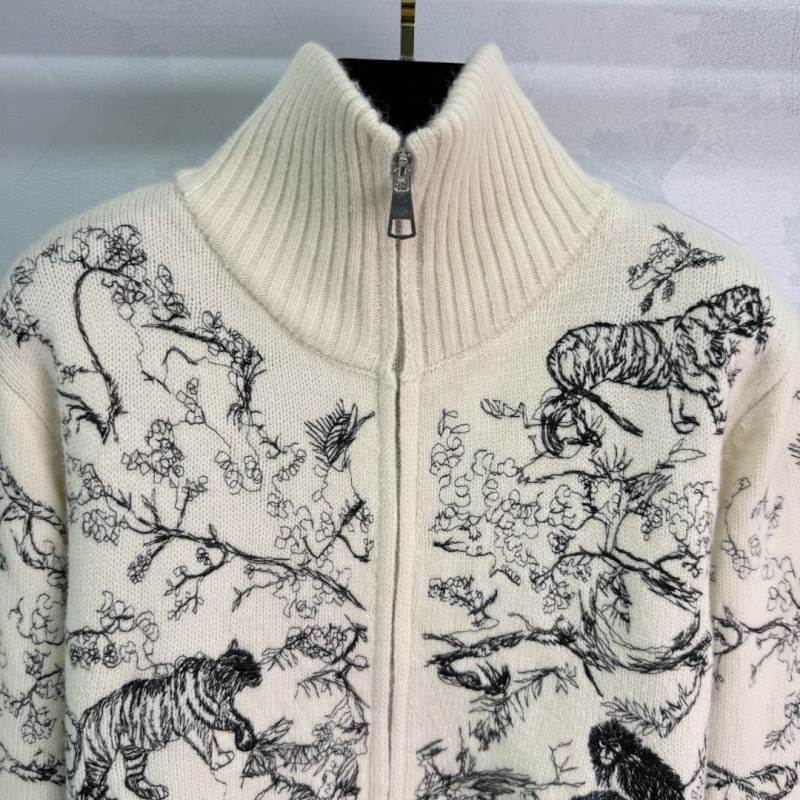 chr1st1an D10r sweaters